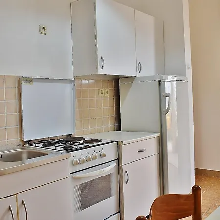 Apartman By The Sea Banjol, Rab - 25541
