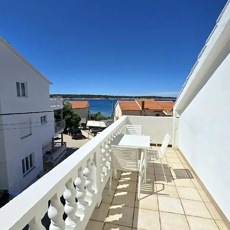 Apartman By The Sea Banjol, Rab - 25541 Banjol