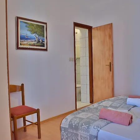 Apartment By The Sea Banjol, Rab - 25541 Banjol